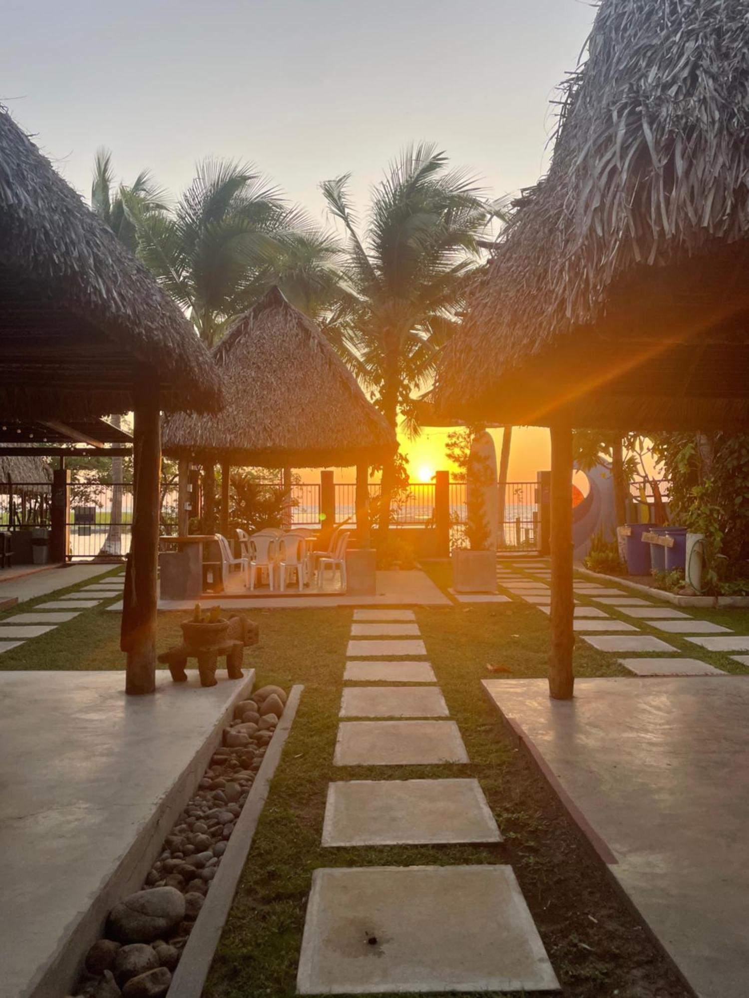 San Carlos Surf Resort & Eco Lodge Bagian luar foto