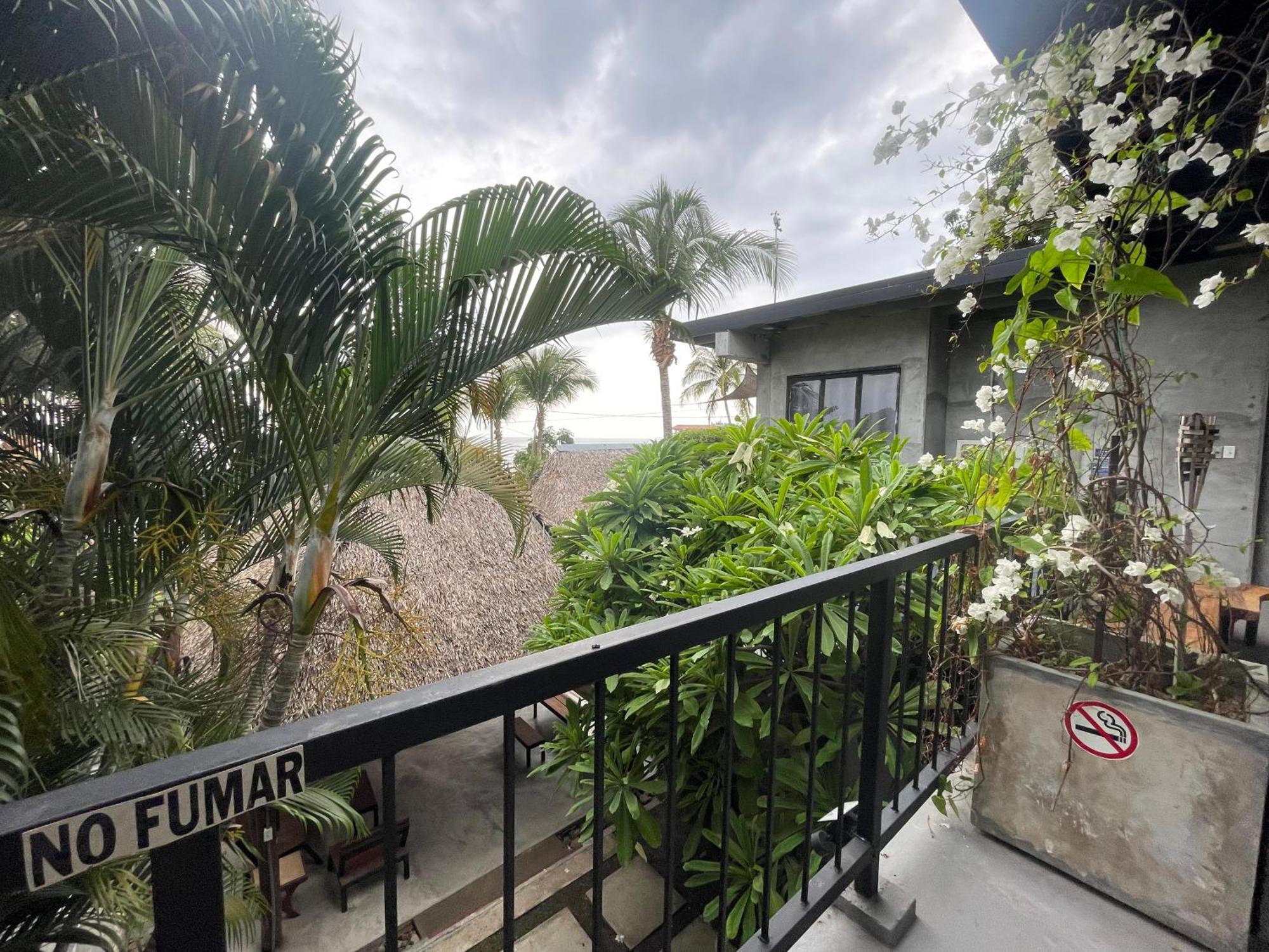 San Carlos Surf Resort & Eco Lodge Bagian luar foto