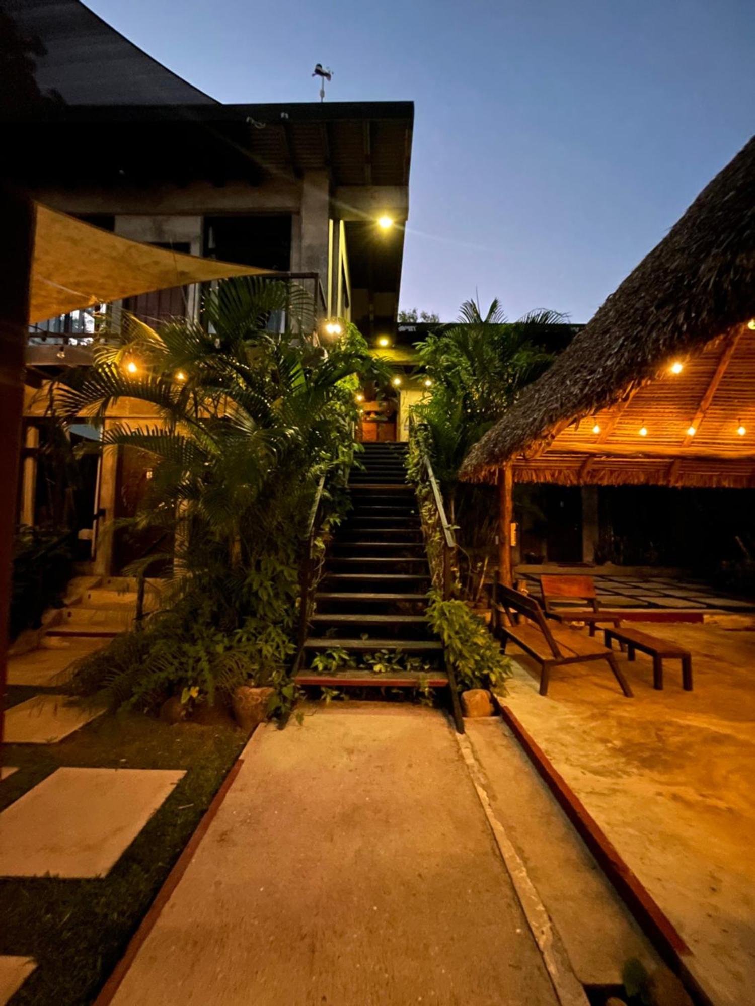San Carlos Surf Resort & Eco Lodge Bagian luar foto